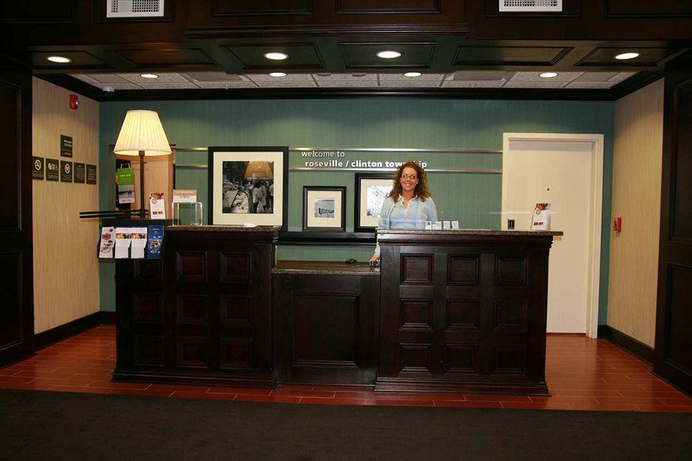 Hampton Inn Detroit Roseville Clinton Township Beltér fotó
