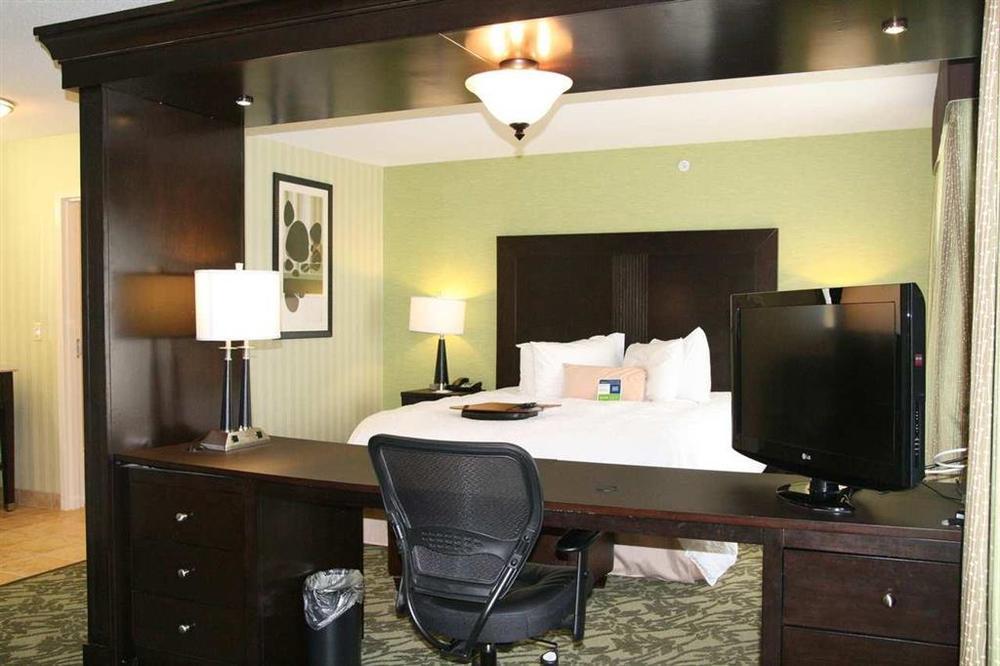 Hampton Inn Detroit Roseville Clinton Township Szoba fotó