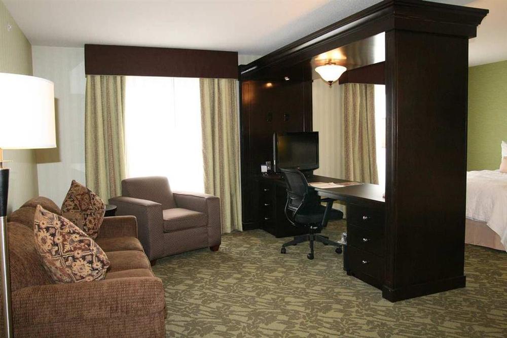 Hampton Inn Detroit Roseville Clinton Township Szoba fotó