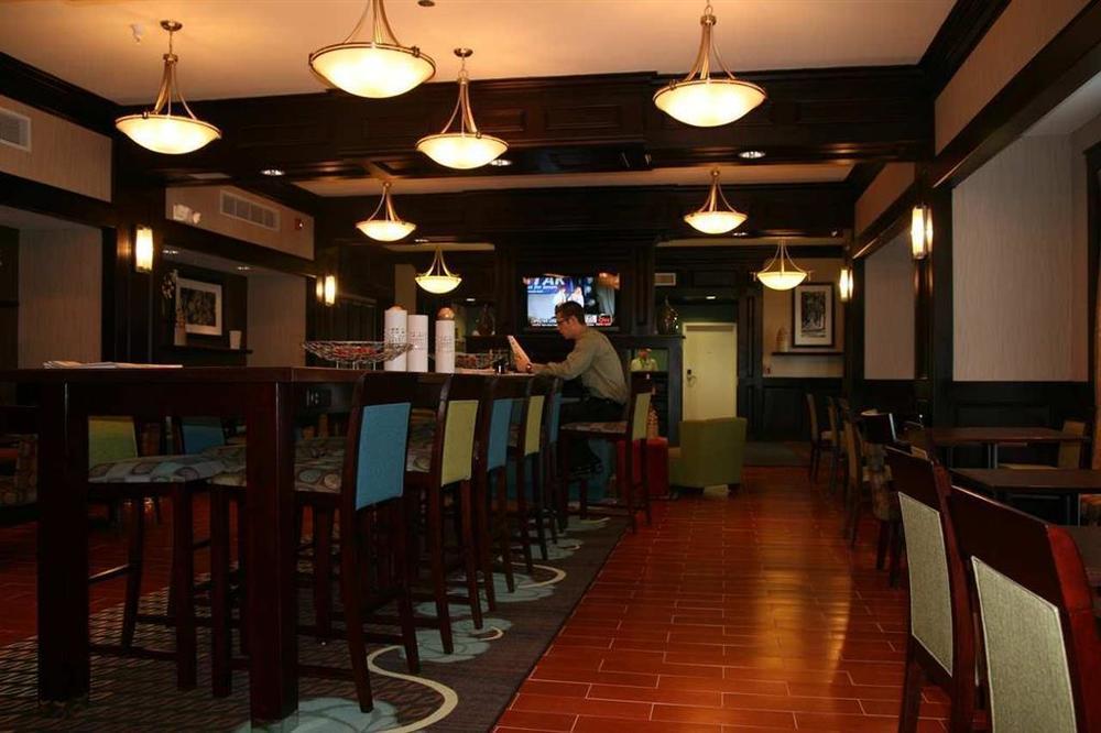 Hampton Inn Detroit Roseville Clinton Township Étterem fotó