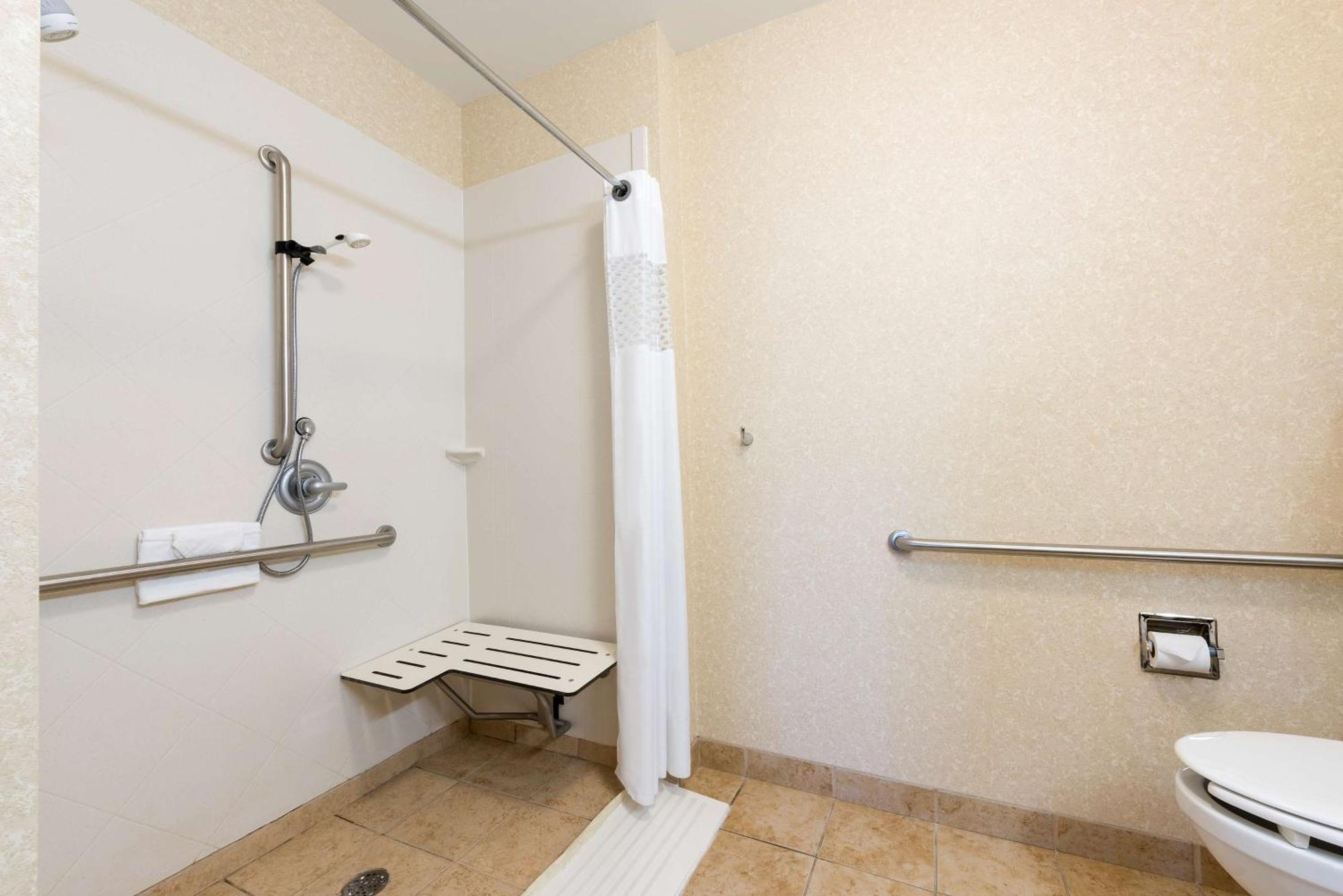 Hampton Inn Detroit Roseville Clinton Township Kültér fotó